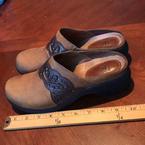 Ariat tan brown leather clogs shoes size 7.5B - Picture 6 of 14